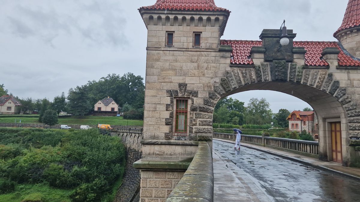 Deště zvedly hladiny řek, na Labi na Trutnovsku platil třetí stupeň povodňové aktivity